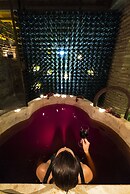 Aire Hotel & Ancient Baths