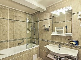 Mercure Sighisoara Binderbubi - Hotel & Spa
