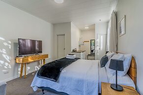 George Street Motel Apartments