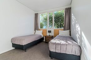 George Street Motel Apartments