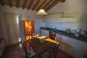 Borgo Di Colleoli Resort