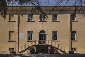 Borgo Di Colleoli Resort