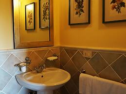 Borgo Di Colleoli Resort