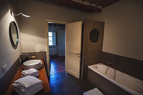 Borgo Di Colleoli Resort