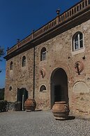 Borgo Di Colleoli Resort