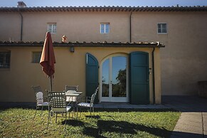 Borgo Di Colleoli Resort