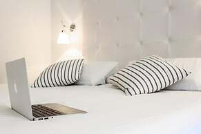 PLEY Cagliari Boutique Suites