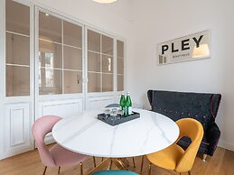 PLEY Cagliari Boutique Suites