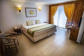 Taha Tai Hotel