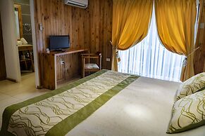 Taha Tai Hotel