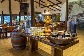 Taha Tai Hotel