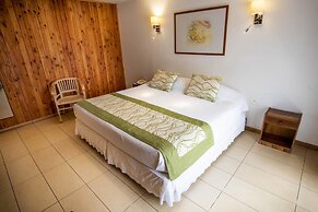 Taha Tai Hotel