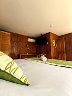 Taha Tai Hotel