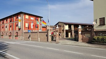 Luna Residence Hotel