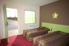 Fasthotel Artenay Orléans Nord