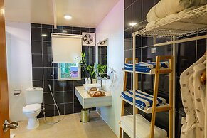 Sutera Sanctuary Lodges at Manukan Island