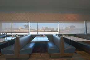 OYO Hotel St. Helens, OR