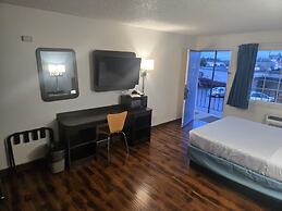 OYO Hotel St. Helens, OR