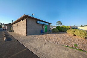 OYO Hotel St. Helens, OR