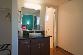 OYO Hotel St. Helens, OR