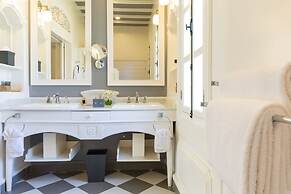 The Luang Say Residence