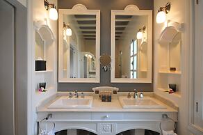 The Luang Say Residence