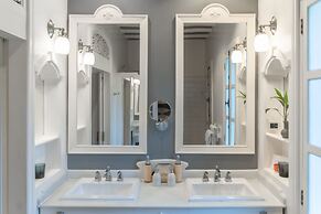 The Luang Say Residence