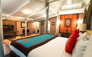 Zantiis Ndol Villas