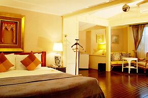 Zantiis Ndol Villas