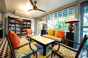 Zantiis Ndol Villas