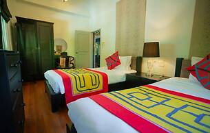 Zantiis Ndol Villas