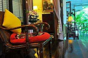 Zantiis Ndol Villas