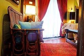 Zantiis Ndol Villas