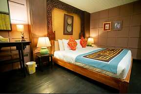 Zantiis Ndol Villas