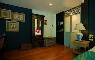 Zantiis Ndol Villas