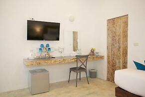 Lime & Soda Beachfront Resort