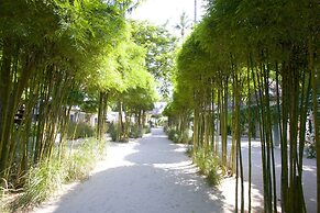 Lime & Soda Beachfront Resort