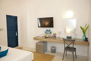 Lime & Soda Beachfront Resort