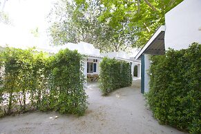 Lime & Soda Beachfront Resort