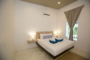 Lime & Soda Beachfront Resort