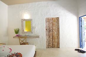 Lime & Soda Beachfront Resort