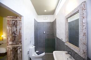 Lime & Soda Beachfront Resort