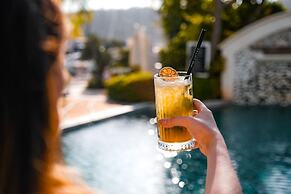 Yacht Classic Hotel - Boutique Class