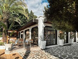 Yacht Classic Hotel - Boutique Class