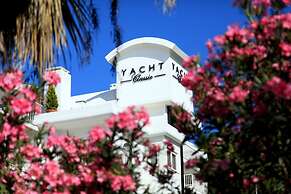 Yacht Classic Hotel - Boutique Class