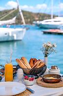 Yacht Classic Hotel - Boutique Class