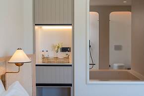 Yacht Classic Hotel - Boutique Class