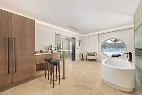 Yacht Classic Hotel - Boutique Class