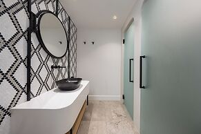 Yacht Classic Hotel - Boutique Class