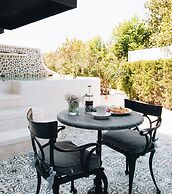 Yacht Classic Hotel - Boutique Class